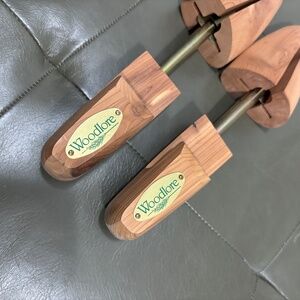 Woodlore Cedar Shoe Trees - women